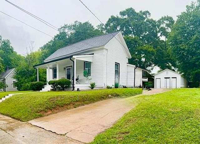 Property at 219 Broad St, Carrollton, GA 30117, 3 beds, 2 baths