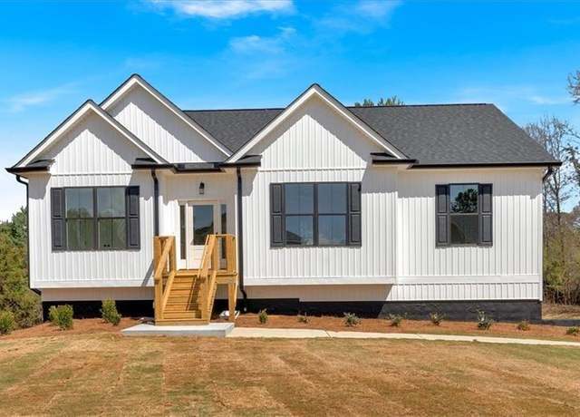 Property at 81 Bridgemill Dr, Douglasville, GA 30134, 3 beds, 2 baths