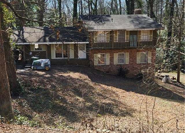 Property at 805 Loridans Cir NE, Atlanta, GA 30342, 4 beds, 3 baths