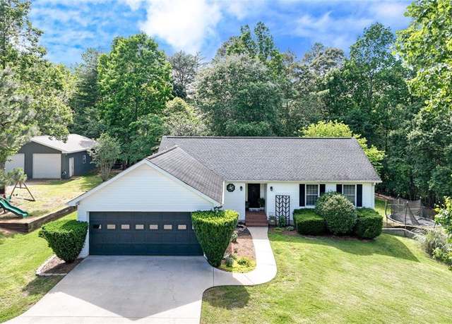 Property at 110 Soque Ridge Cir, Demorest, GA 30535, 3 beds, 3 baths