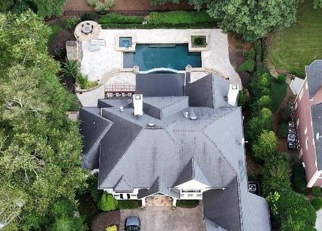 Property at 140 Vintage Club Ct, Duluth, GA 30097, 6 beds, 6 baths