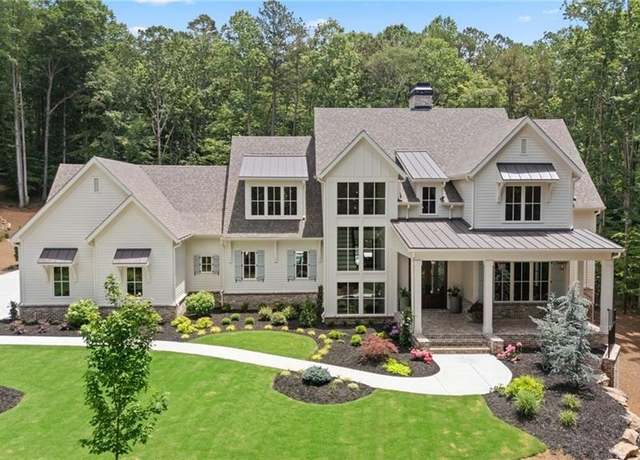 Property at 1084 Wrights Mill Rd, Canton, GA 30115, 5 beds, 5.5 baths