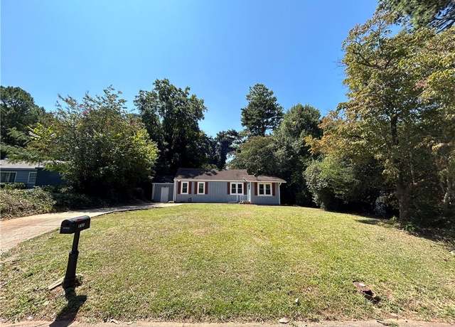 Property at 1766 Venetian Dr SW, Atlanta, GA 30311, 4 beds, 2 baths