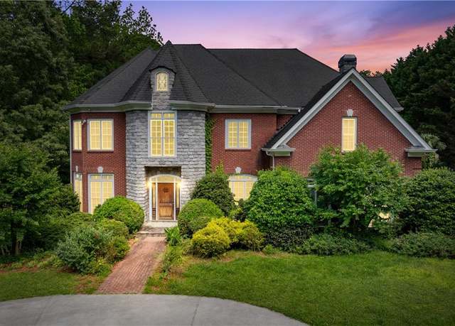 Property at 11569 Finley St, Suwanee, GA 30024, 7 beds, 5.5 baths