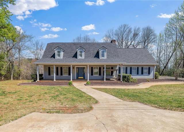 Property at 294 Hillcrest Hts, Cornelia, GA 30531, 6 beds, 5.5 baths
