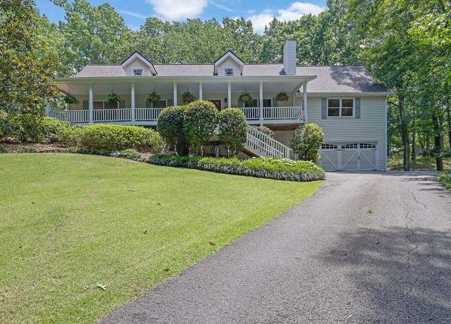 Property at 2095 Honeysuckle Dr, Cumming, GA 30040, 4 beds, 2.5 baths