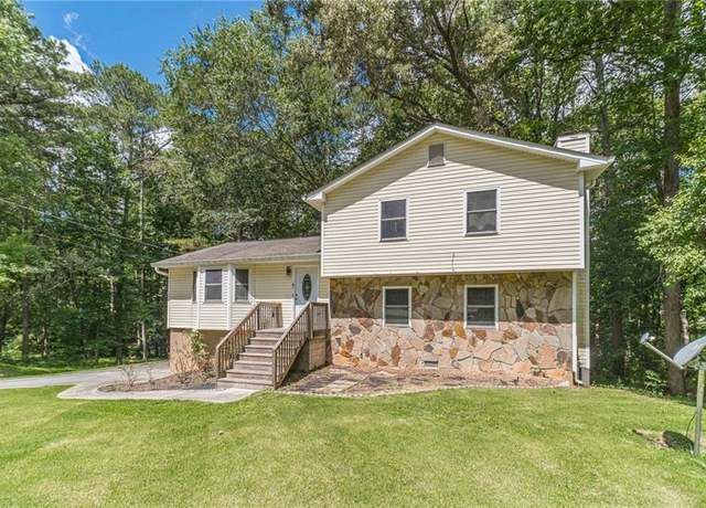 Property at 2645 Holly Berry Trl, Snellville, GA 30039, 3 beds, 2 baths