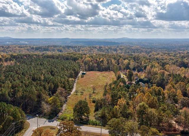 Property at 4219 New Hope Church Rd SE, Acworth, GA 30102, 3 beds, 2 baths