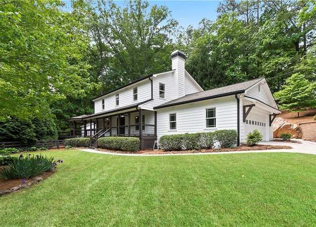 Property at 2100 Wood Ct, Marietta, GA 30062, 4 beds, 2.5 baths