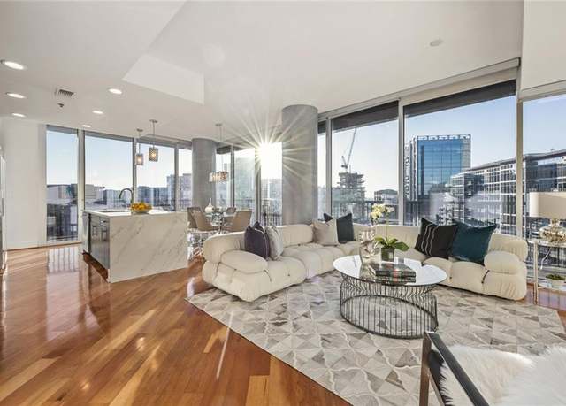 Property at 1080 Peachtree St NE #2011, Atlanta, GA 30309, 2 beds, 2.5 baths