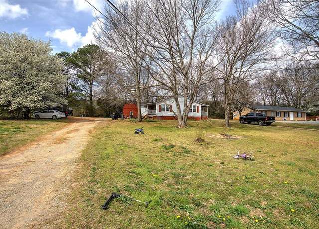 Property at 141 Bittings Ave, Summerville, GA 30747, 2 beds, 2 baths