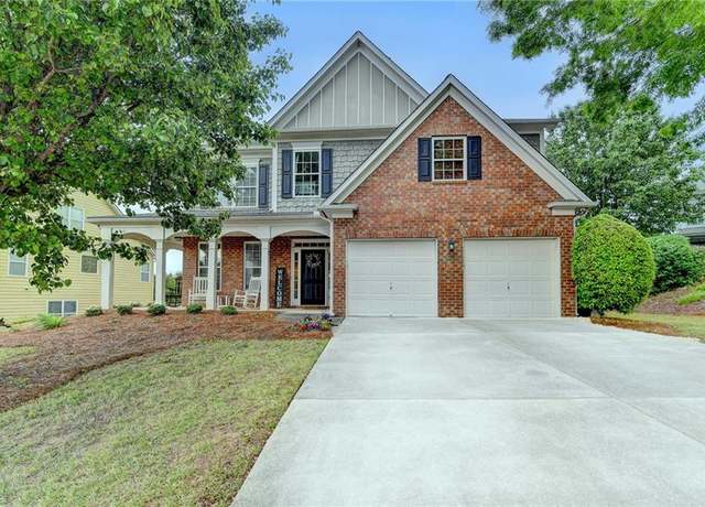 Property at 3935 Duran Dr, Auburn, GA 30011, 4 beds, 2.5 baths