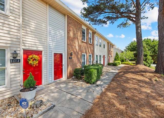 Property at 1016 Old Holcomb Bridge Rd, Roswell, GA 30076, 2 beds, 2.5 baths