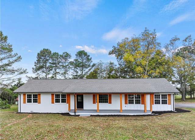Property at 239 Brown Dr, Clermont, GA 30527, 3 beds, 3 baths