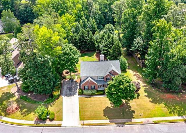 Property at 1120 Bagwell Dr, Kennesaw, GA 30152, 4 beds, 3.5 baths
