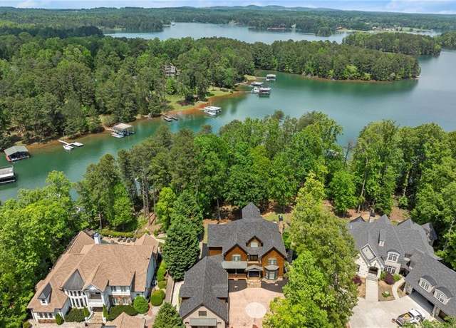 Property at 4290 Bobbins Way, Cumming, GA 30041, 6 beds, 6 baths
