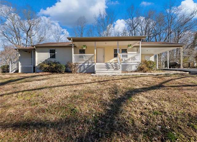 Property at 2938 Chestatee Rd, Gainesville, GA 30506, 3 beds, 2 baths