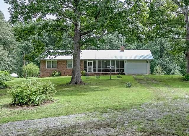 Property at 6223 Hulsey Rd, Clermont, GA 30527, 3 beds, 2 baths