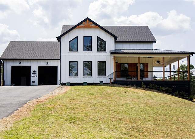 Property at 124 Powell Rd, Rome, GA 30161, 2 beds, 2 baths