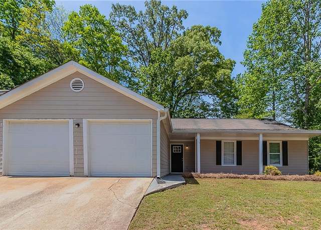 Property at 1363 To Lani Farm Rd, Stone Mountain, GA 30083, 3 beds, 2 baths