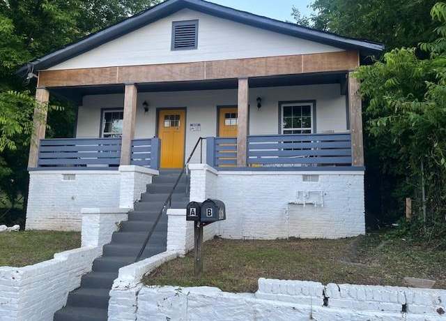 Property at 862 Mitchell St SW, Atlanta, GA 30314, 3 beds, 3 baths