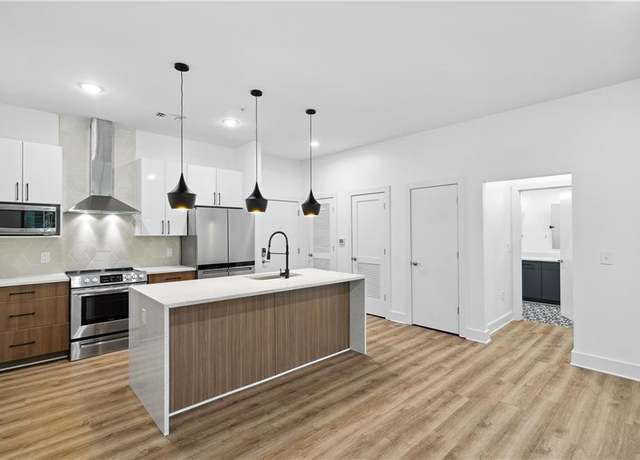 Property at 112 Rogers St NE #304, Atlanta, GA 30317, 1 bed, 1 bath