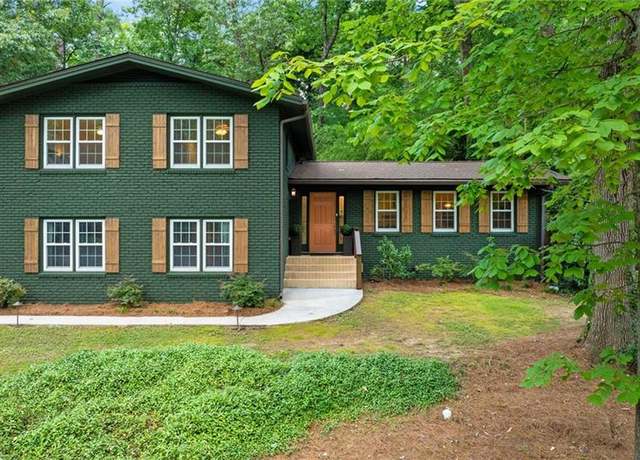 Property at 3597 Embry Cir, Atlanta, GA 30341, 4 beds, 3 baths