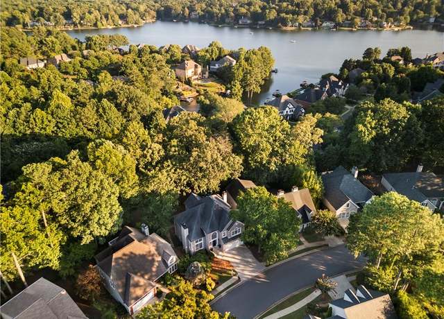 Property at 5065 Harbour Ridge Dr, Alpharetta, GA 30005, 3 beds, 2.5 baths