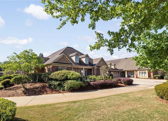 Property at 2550 Ballantrae Cir, Cumming, GA 30041, 3 beds, 2 baths