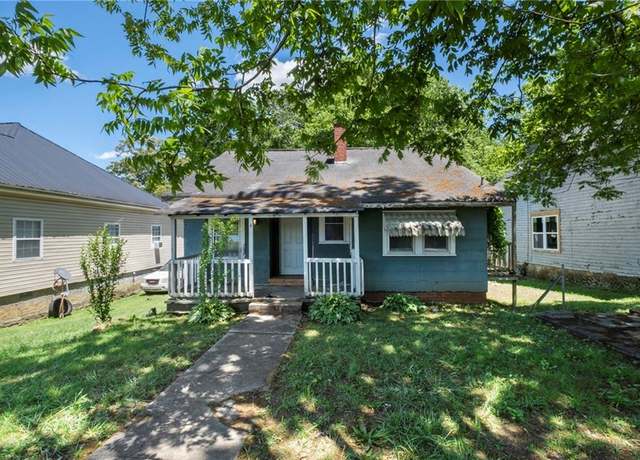 Property at 403 Park St, Cedartown, GA 30125, 3 beds, 2 baths