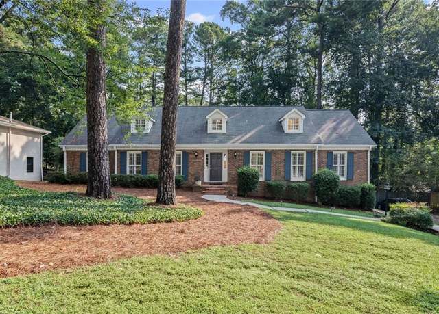 Property at 5513 North Peachtree Rd, Dunwoody, GA 30338, 5 beds, 4 baths