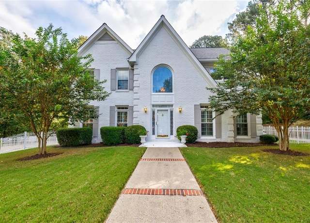 Property at 160 Savannah Estates Dr, Sandy Springs, GA 30350, 4 beds, 3.5 baths