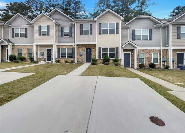Property at 6077 Oakley Rd, Union City, GA 30291, 3 beds, 2.5 baths