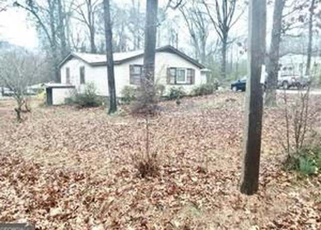 Property at 6385 Gordon St, Lithia Springs, GA 30122, 3 beds, 1 bath