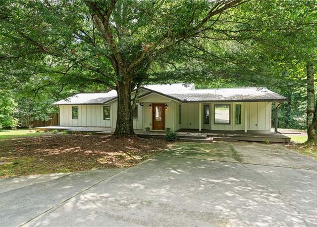 Property at 7580 Blacks Mill Rd, Dawsonville, GA 30534, 3 beds, 2.5 baths