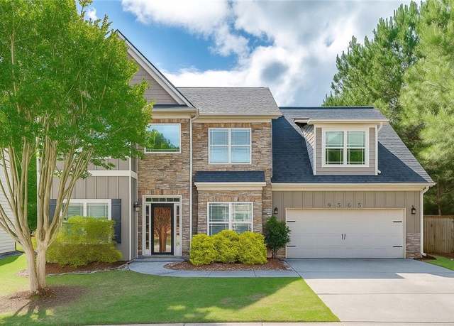 Property at 9565 Rushmore Cir, Braselton, GA 30517, 5 beds, 2.5 baths