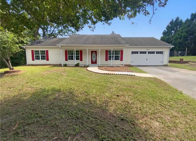 Property at 203 Cottonwood Ct, Jackson, GA 30233, 3 beds, 2 baths