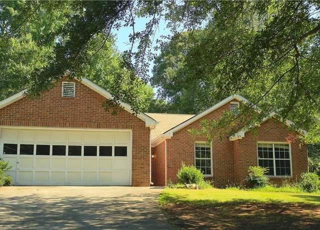 Property at 5181 Cash Rd, Flowery Branch, GA 30542, 3 beds, 2 baths