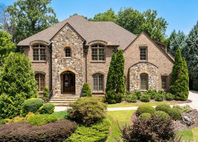 Property at 830 Camden Park Ct NE, Atlanta, GA 30342, 6 beds, 6.5 baths