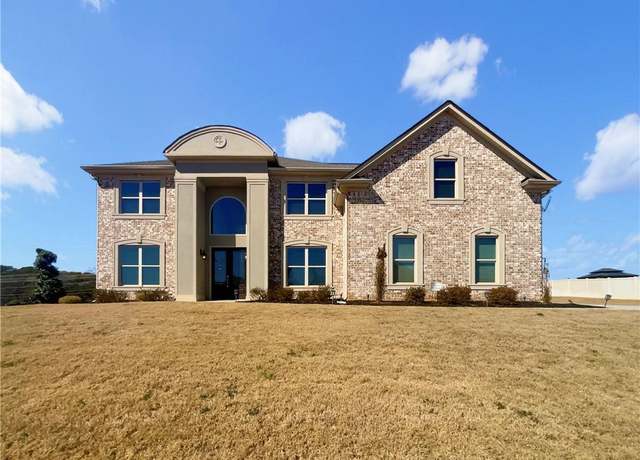 Property at 3308 Steeple Chase Way SW, Conyers, GA 30094, 5 beds, 4 baths
