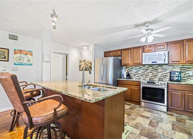 Property at 1254 S Enota Dr NE, Gainesville, GA 30501, 3 beds, 3 baths