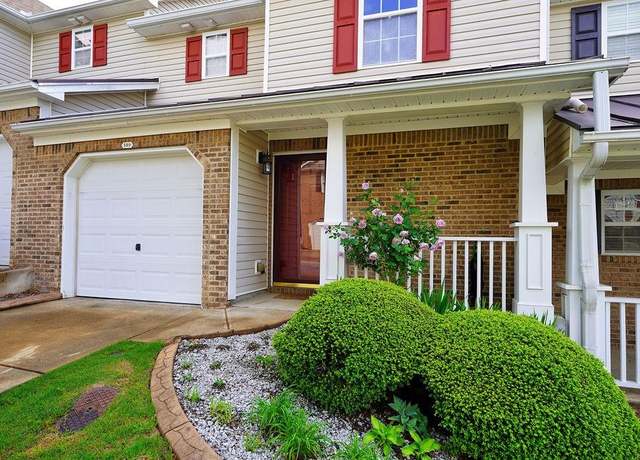 Property at 589 Fox Creek Xing, Woodstock, GA 30188, 2 beds, 2 baths