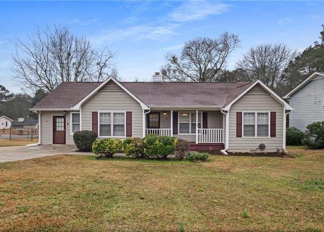 Property at 3645 Fay Dr, Rex, GA 30273, 3 beds, 2 baths