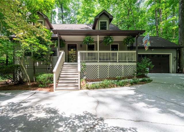 Property at 1560 Bubbling Creek Rd NE, Atlanta, GA 30319, 4 beds, 3 baths