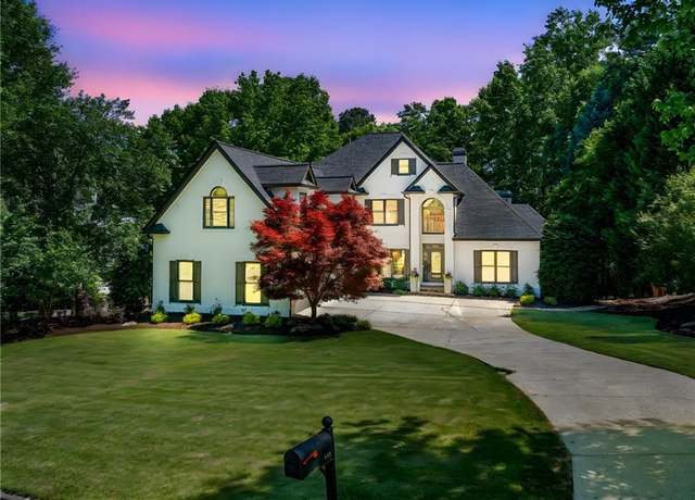 Property at 414 Dogwood Way, Canton, GA 30114, 5 beds, 4.5 baths