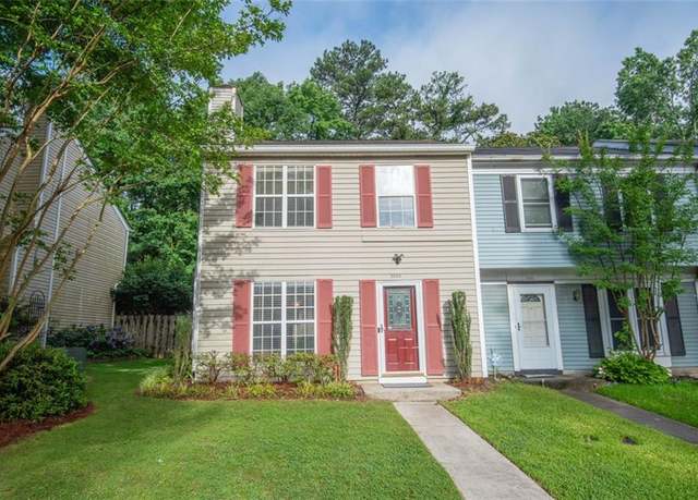 Property at 3053 Shadow Walk Ln, Tucker, GA 30084, 2 beds, 2.5 baths