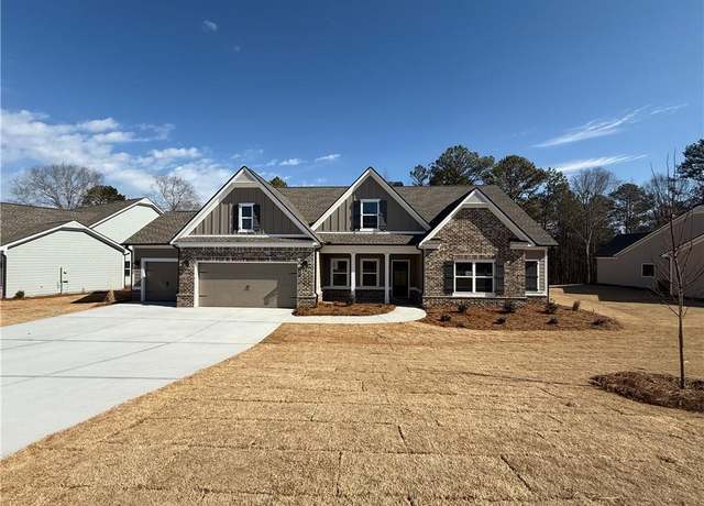 Property at 557 Belle Woode St, Monroe, GA 30656, 4 beds, 3 baths