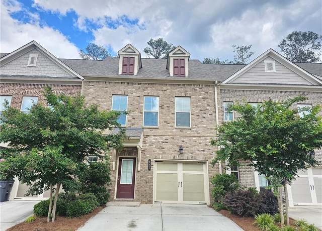 Property at 261 Mahone Dr, Lilburn, GA 30047, 3 beds, 2.5 baths