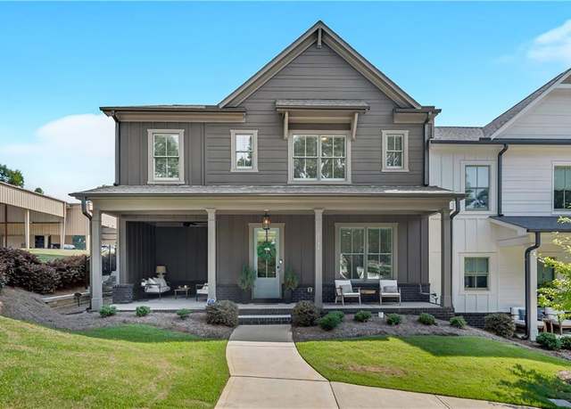 Property at 5736 Main St, Flowery Branch, GA 30542, 3 beds, 2.5 baths