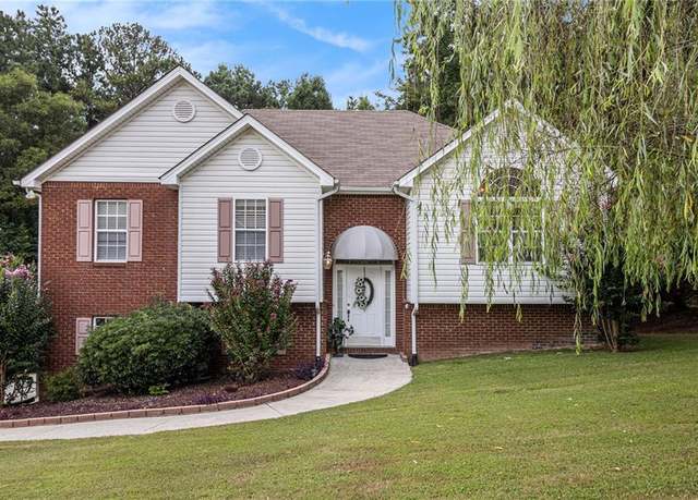 Property at 130 Orchard Way SE, Calhoun, GA 30701, 3 beds, 2 baths